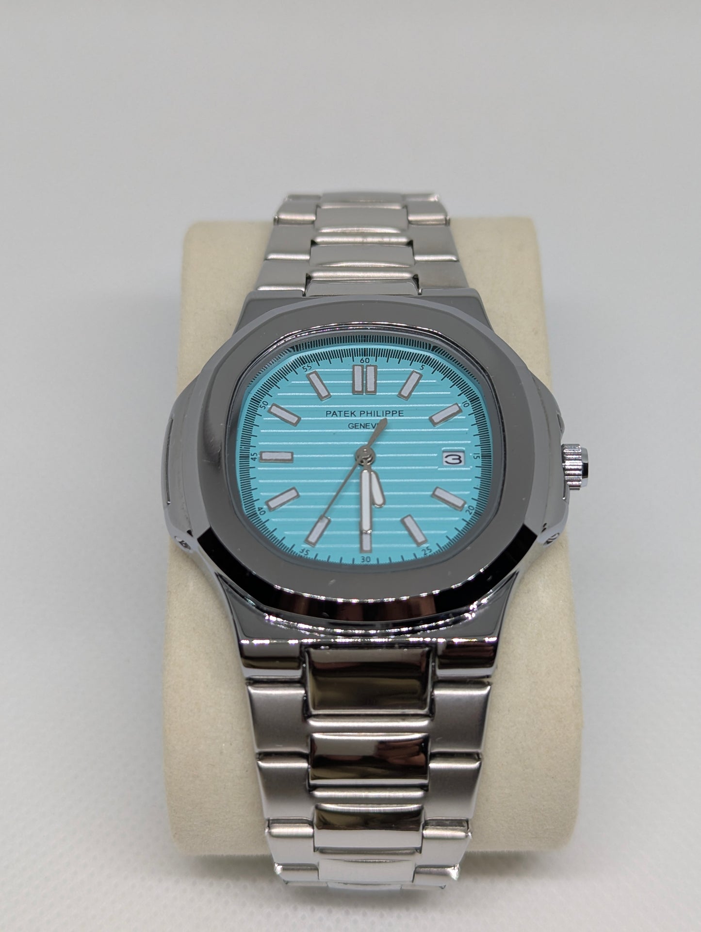 Nautilus with Tiffany Blue Dial Stainless Steel Luxury Timepiece
