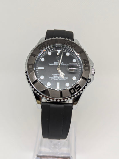 Diver Style Watch, Rotating Bezel, Black Dial & Rubber Strap