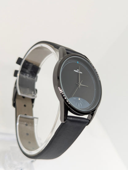 Minimalist Black Dial Xenlex Wristwatch – Timeless Elegance in Motion
